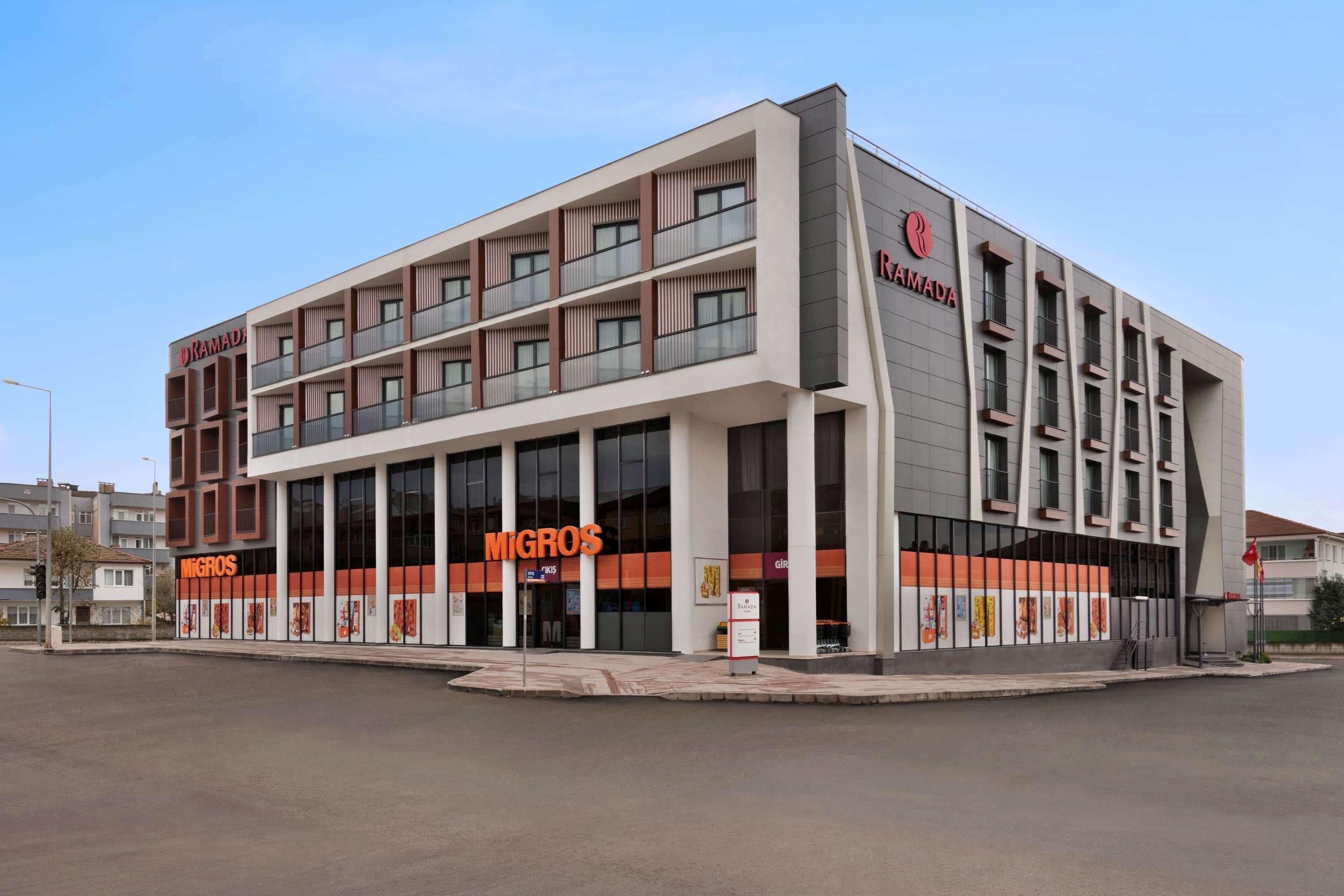 Ramada By Wyndham Sakarya Hendek Hotel Kültér fotó